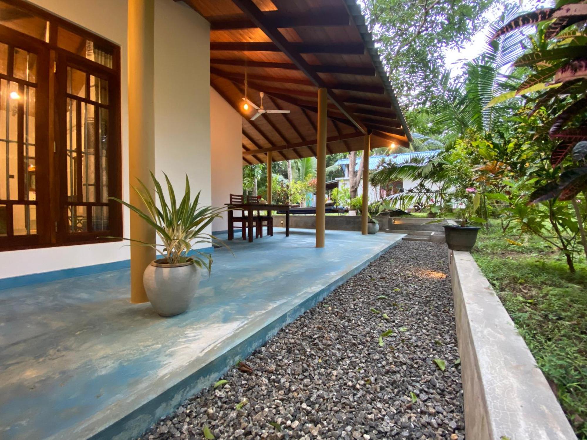 See Turtle Villa Tangalle Esterno foto
